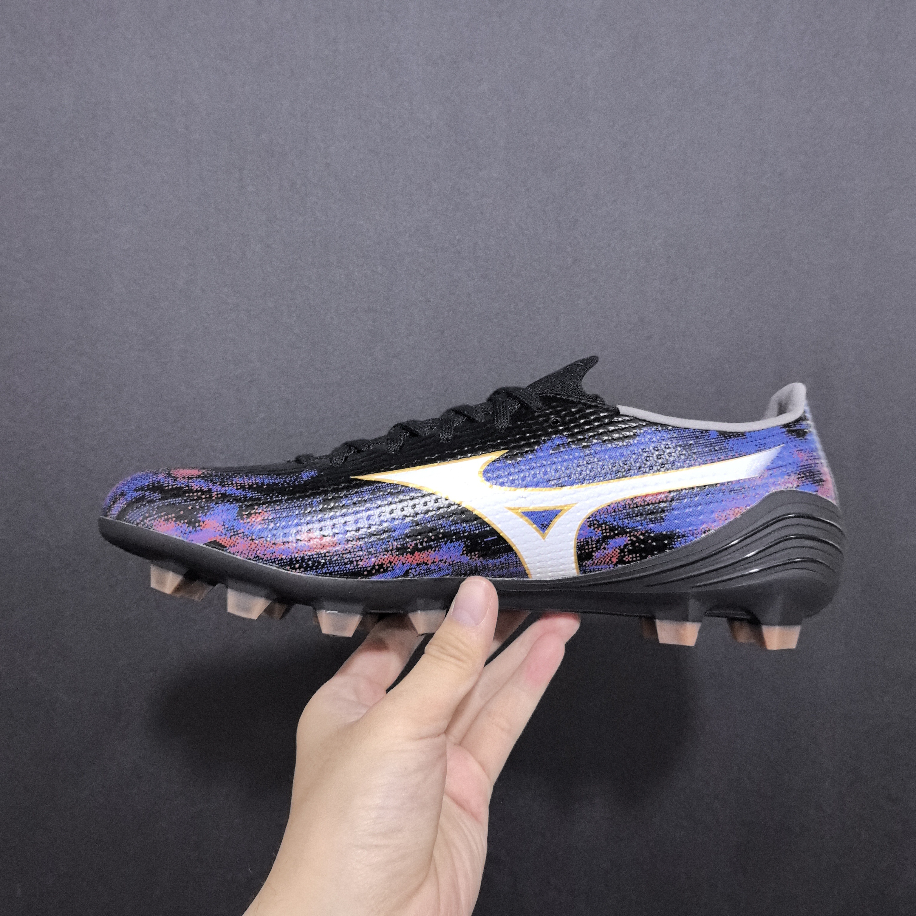 Mizuno Alpha III – Elite Speed Football Boots - Image 4