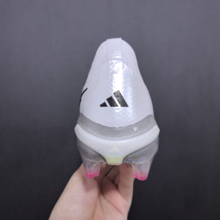 Adidas Predator Elite – Precision Control Football Boots