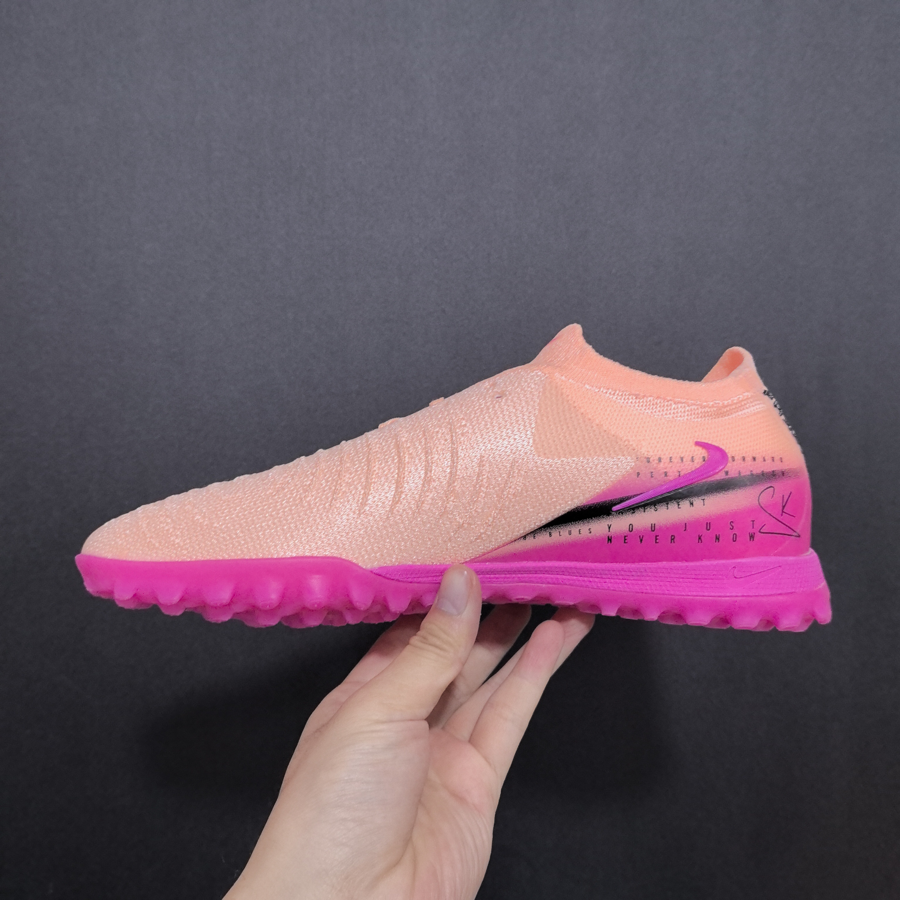 Nike Phantom GX 2 Elite TF – Precision Control Turf Soccer Shoes - Image 3
