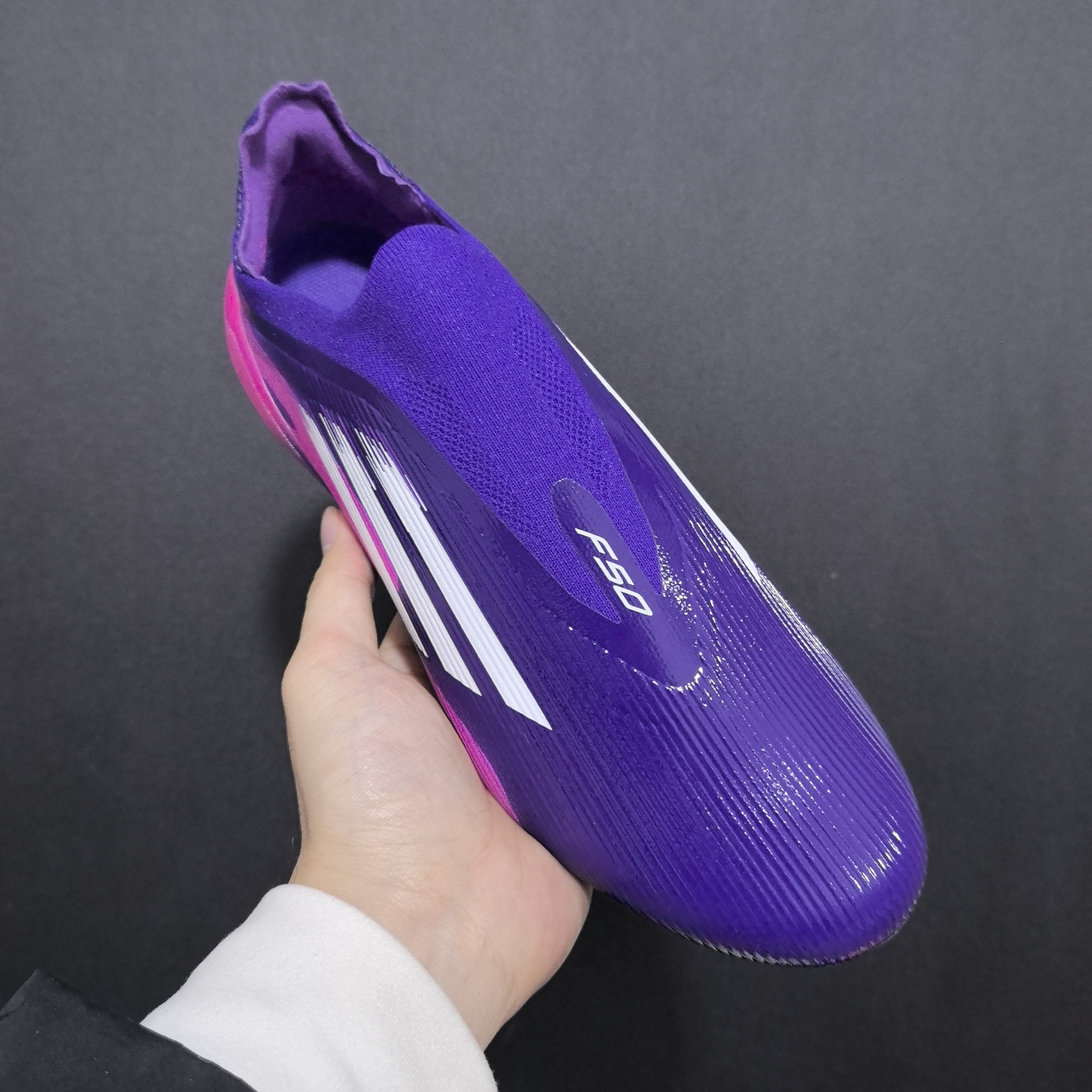 Adidas F50 League Laceless FG - Image 5