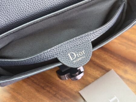 Dior Saddle Flap Messenger Bag – Navy Blue Dior Gravity Leather