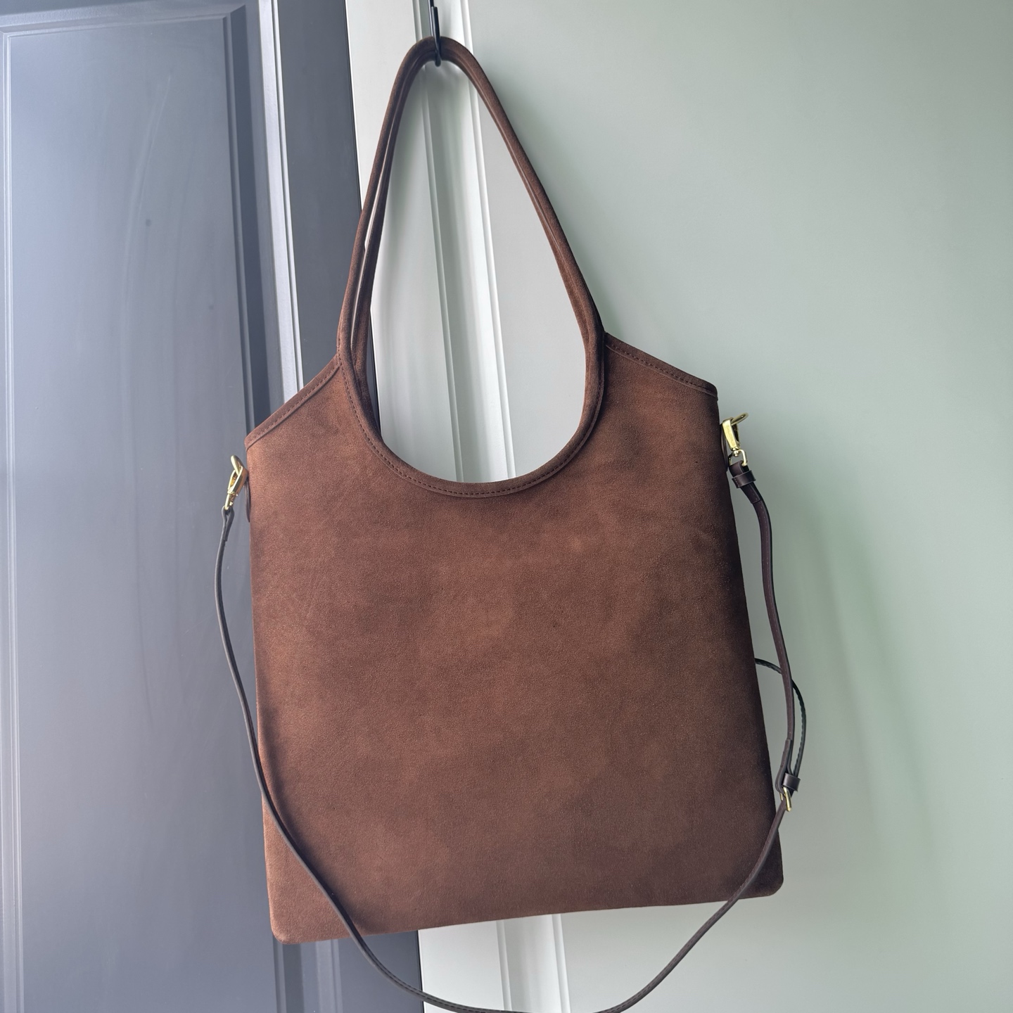 Miu Miu 24FW Suede Hobo Bag - Image 9