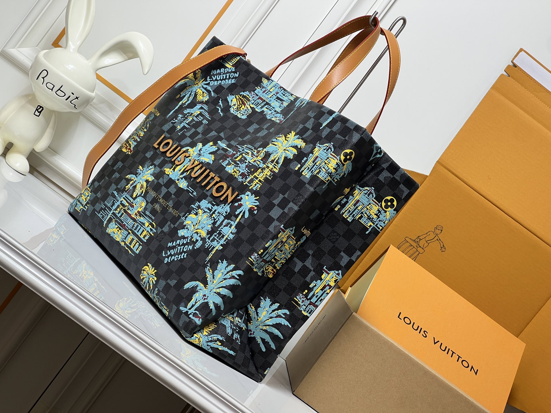 Louis Vuitton Shopper Tote – "Vintage Miami" Jacquard Edition - Image 6
