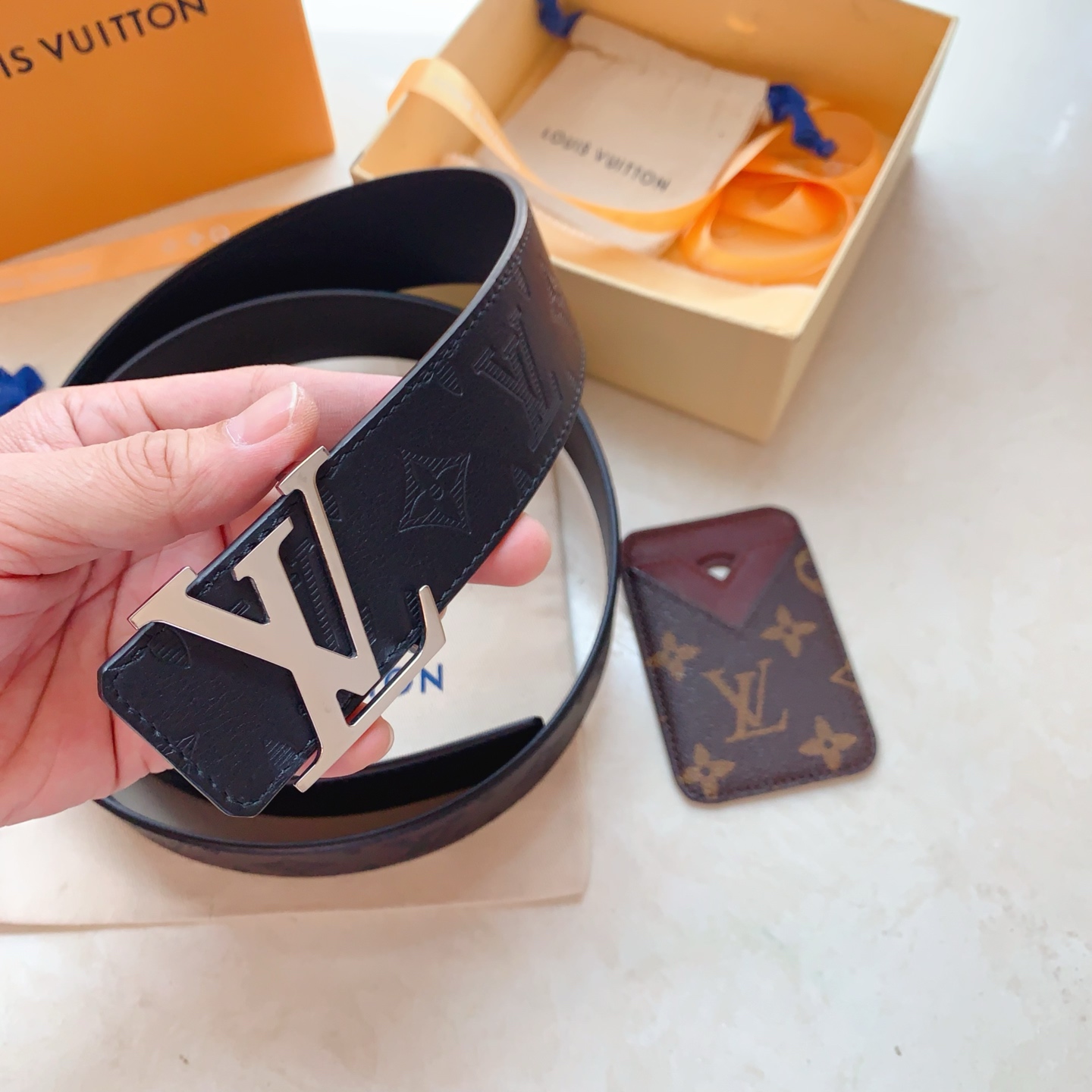 Louis Vuitton Signature Belt & Matching Cardholder Gift Set - Image 4