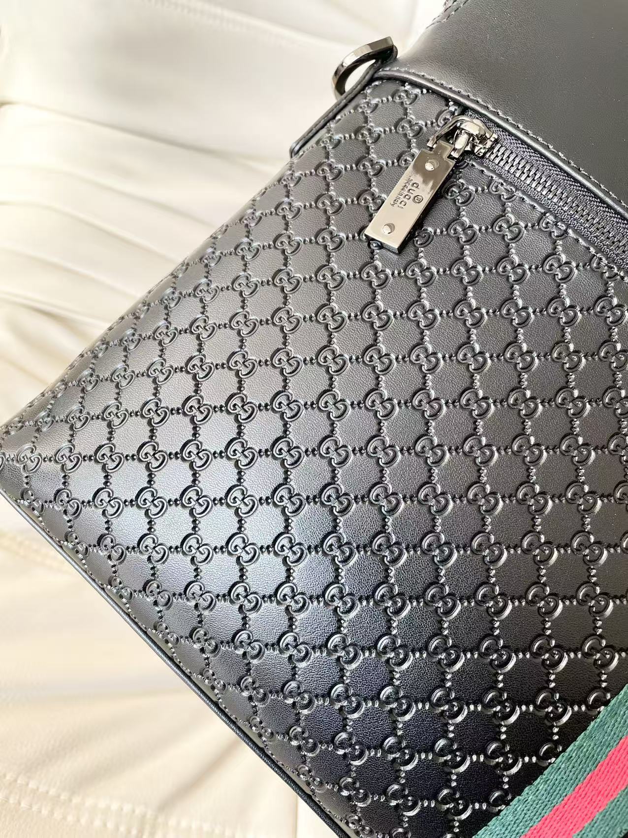 Gucci Signature Executive Briefcase - Image 4