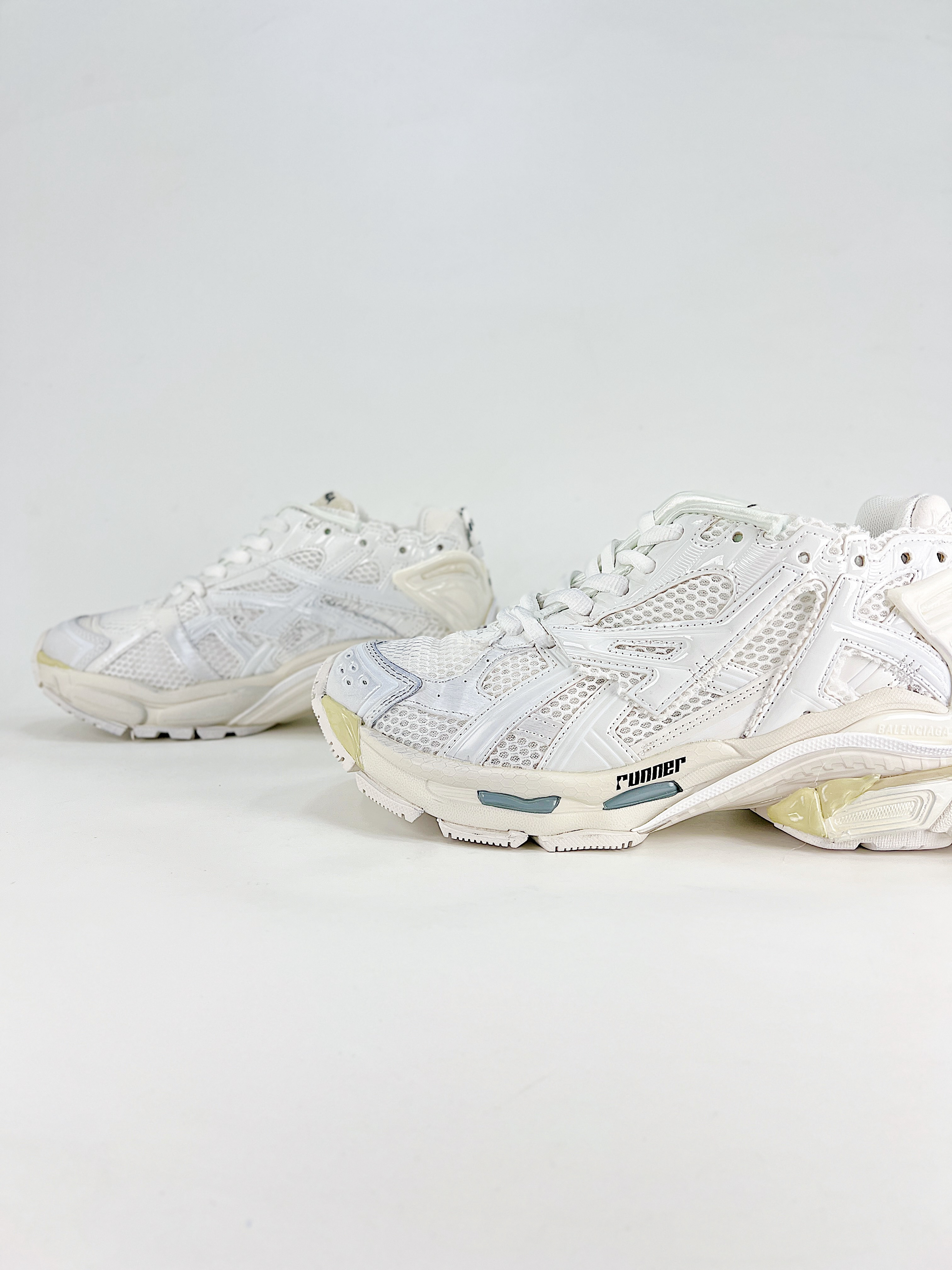 Balenciaga - Image 4