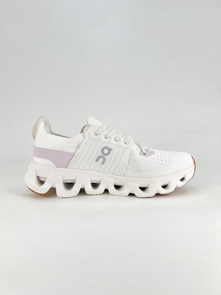 On Cloudswift 4