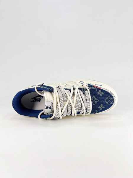 NIKE DUNK SB LOW New Colorway