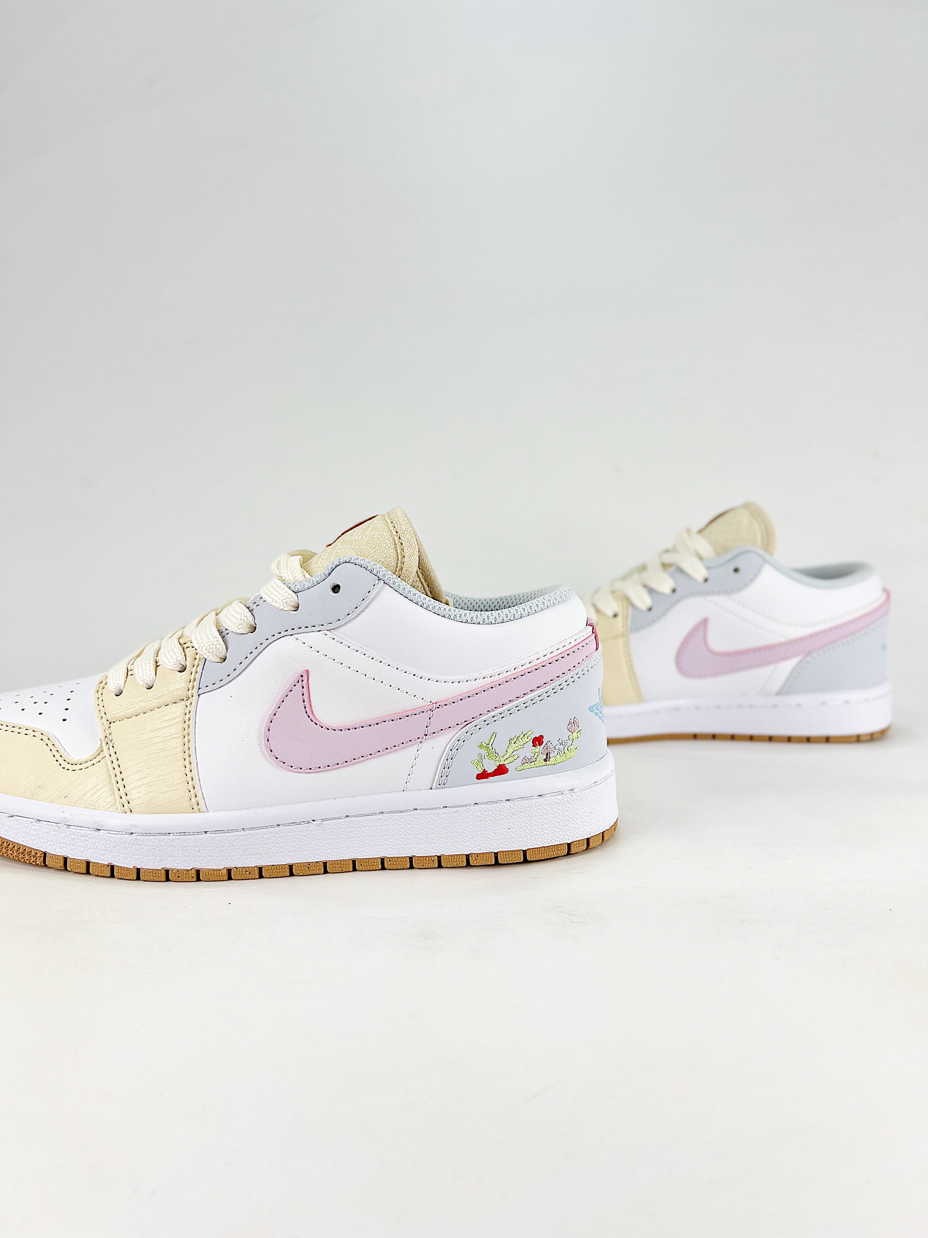 Nike Air Jordan 1 Low Custom配色 - Image 3